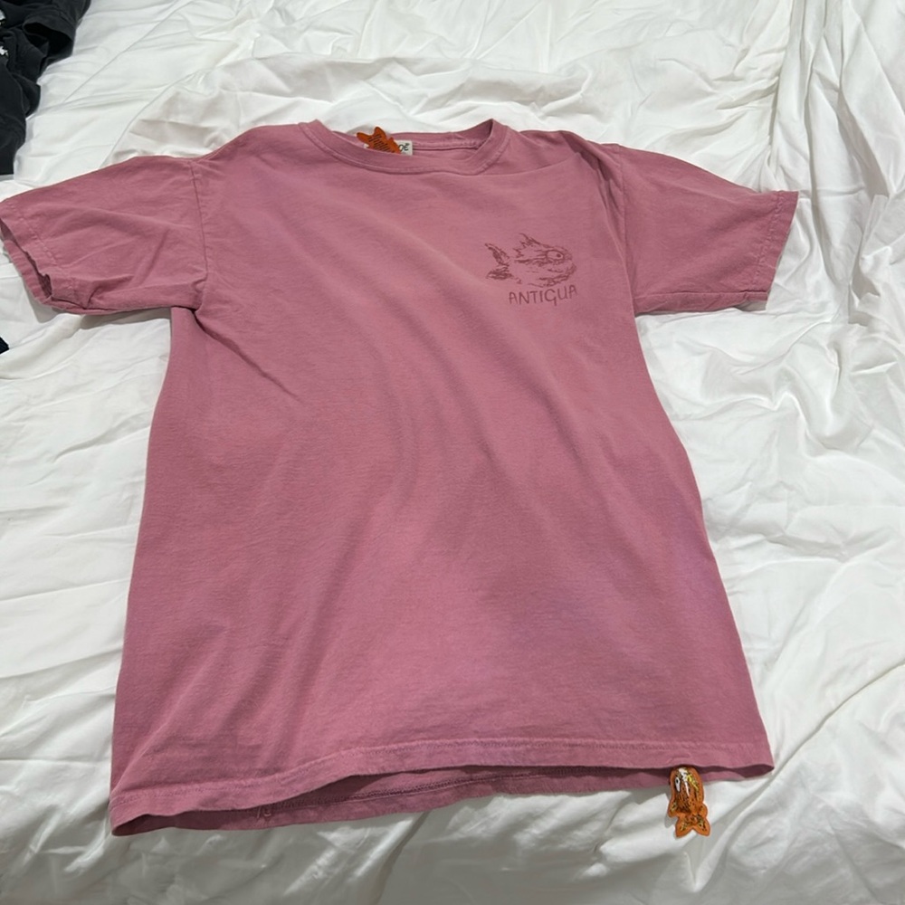 Pirana Joe S pink tee